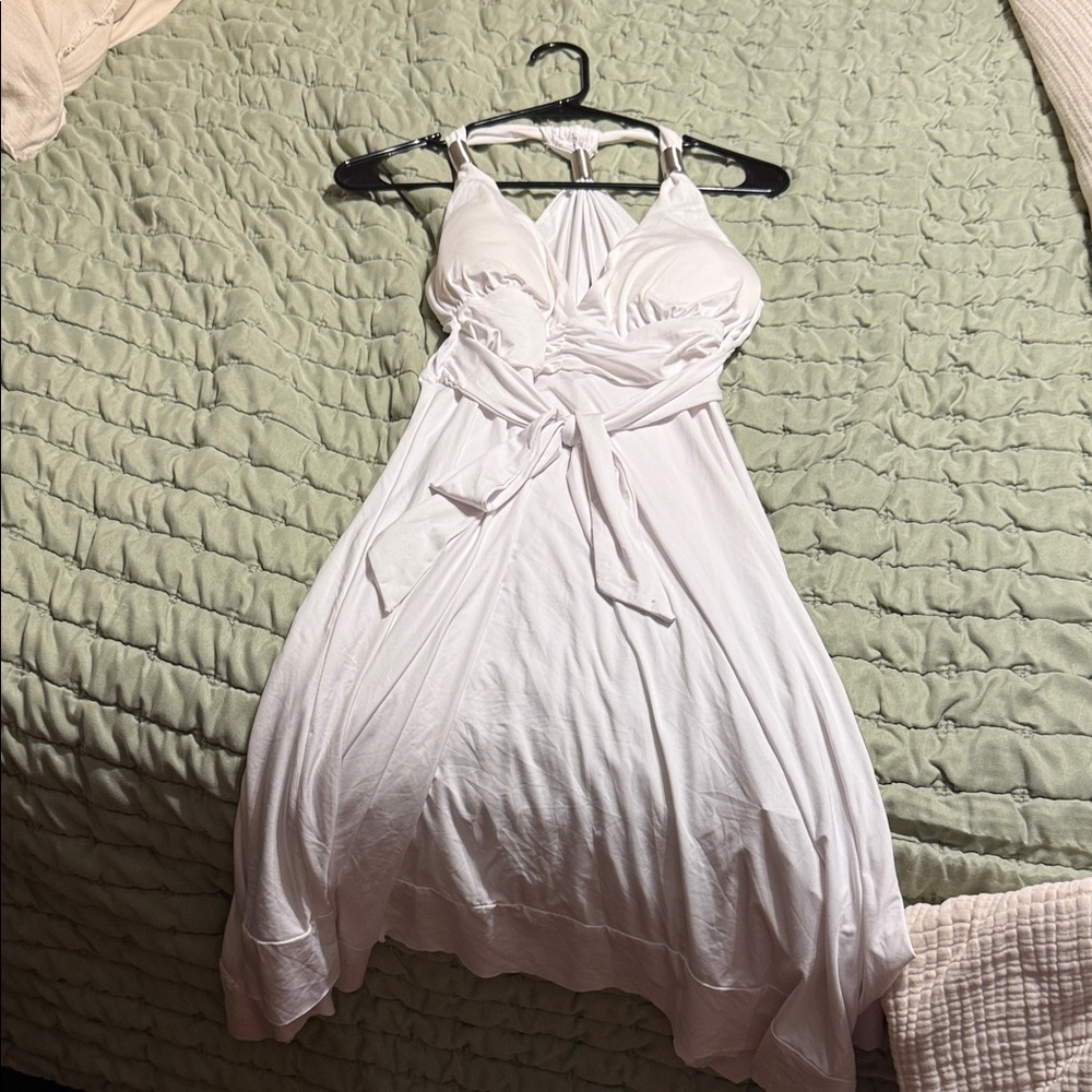 Chic White High-Low Dress